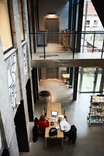 Biblioteket på Rentemestervej har prisats för sin arkitektur. Här finns ­bibliotek, kafé, verkstad, en scen och ett medborgarservicekontor. Foto: Ulf Svane