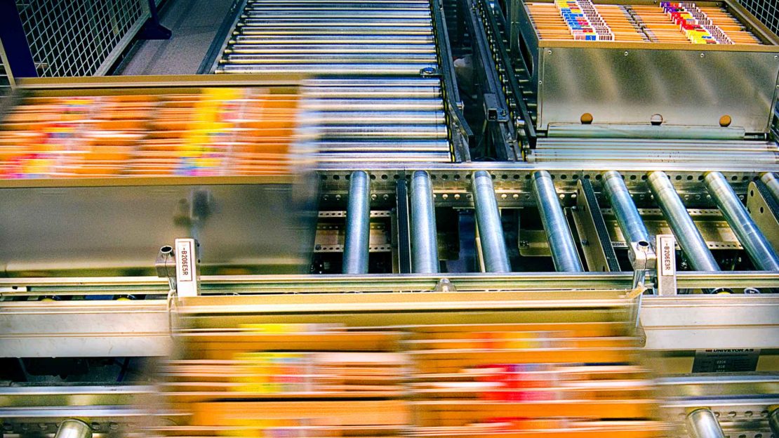 Peter Brännström har inspirerats av den Norges biblioteksdepå där litteraturen förvaras i stålbackar i ett automatlager. Foto: Nasjonalbiblioteket.