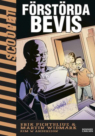 Scoopet – förstörda bevis är ett biblioteksmysterium för mellanstadieelever.